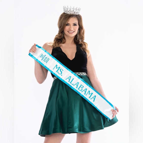 Green Velvet Dress - Picture 2 of 3